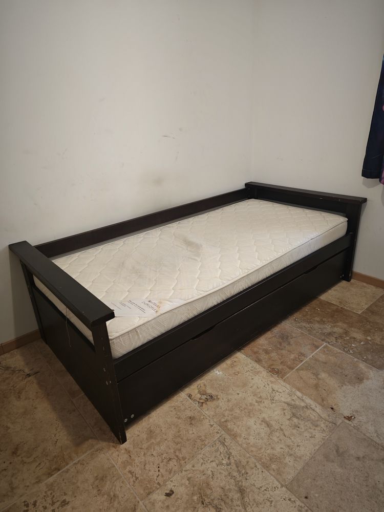 lit banquette gigogne 200 La Voulte-sur-Rh�ne (07)