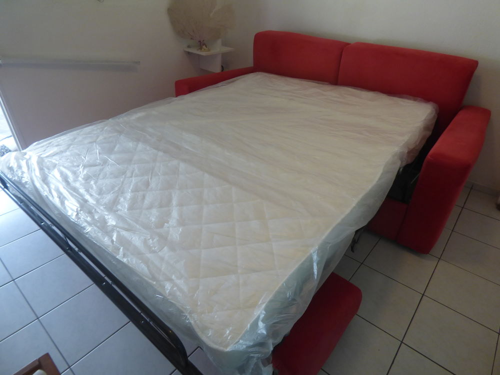 BANQUETTE LIT 3 PLACES 200 Le Moule (97)