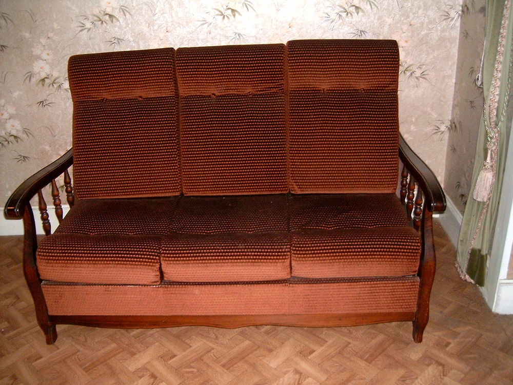 Banquette plus fauteuil assorti 80 Chabreloche (63)