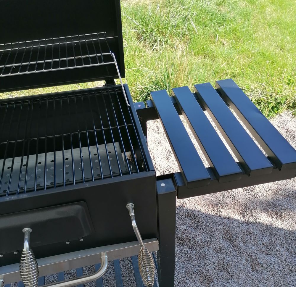 Barbecue am�ricain grill avec thermom�tre 250 Courceroy (10)