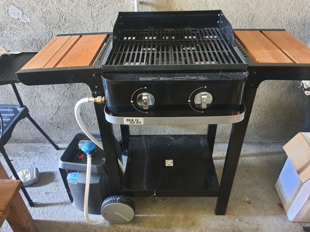 barbecue � gaz avec bouteille �tat neuf 120 Le Tallud (79)