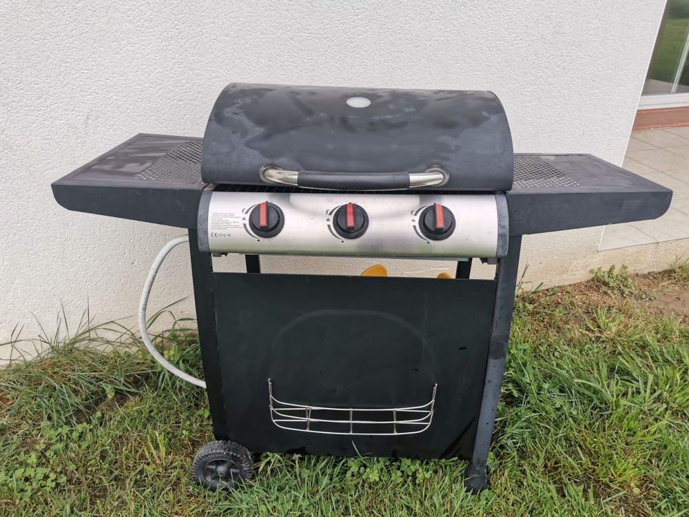 Barbecue � gaz 3 br�leurs 80 Saint-Jory (31)