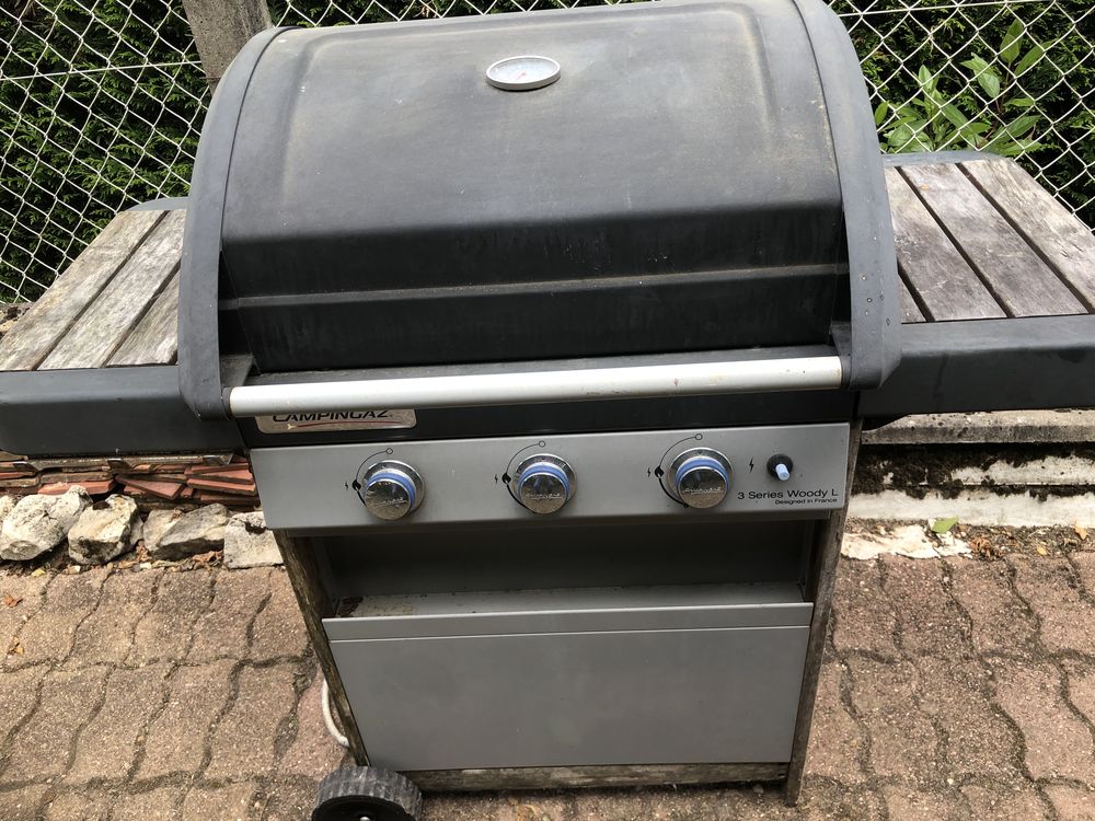BARBECUE CAMPINGAZ AVEC ROUES 50 Amilly (45)