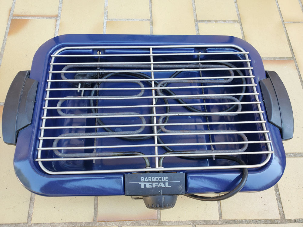 Barbecue �lectrique avec r�serve d'eau anti-fum�e & odeurs 30 Saint-Paul-Trois-Ch�teaux (26)