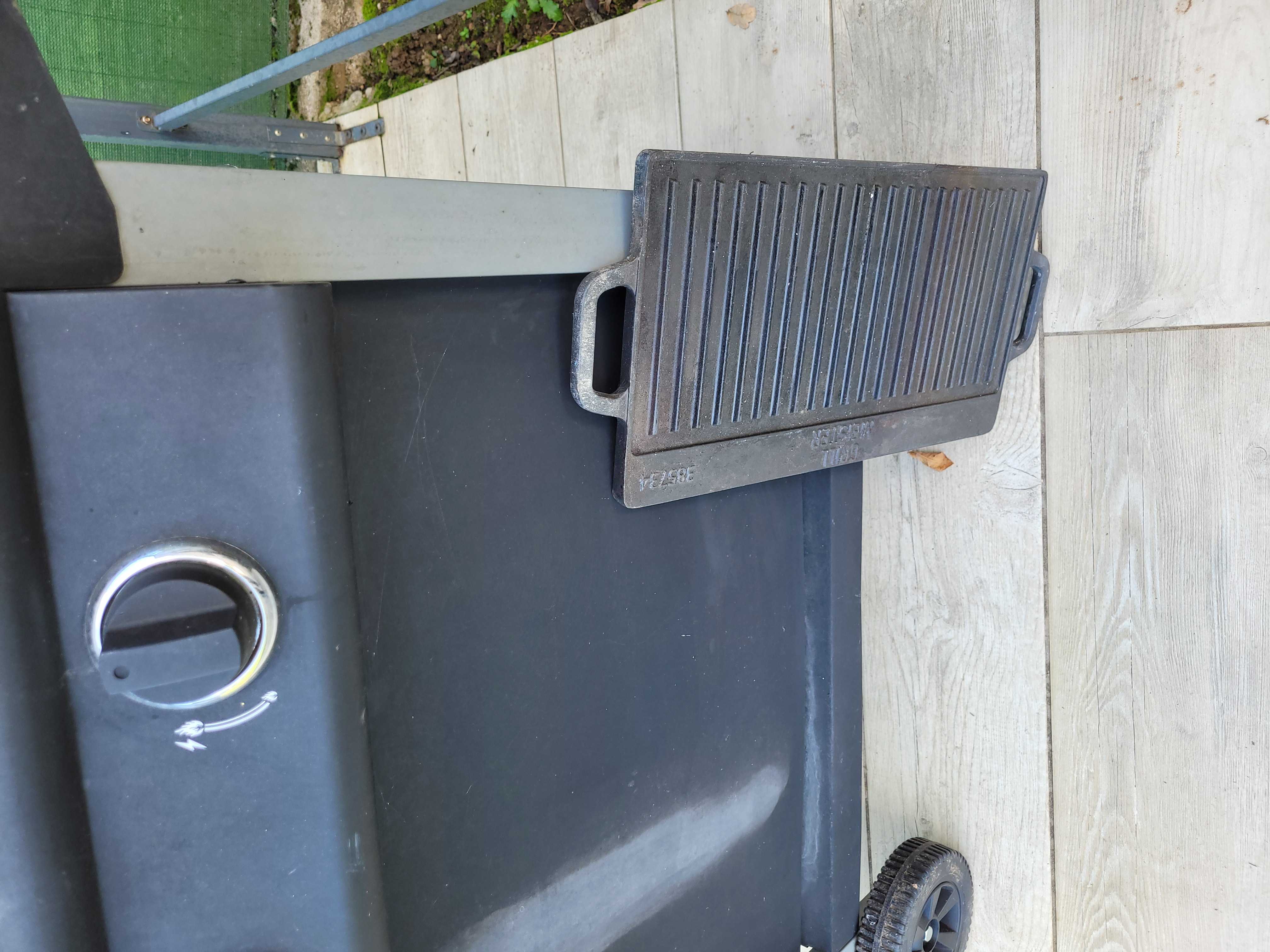 BARBECUE GRILL GARDEN. 80 Sainte-Marguerite (88)