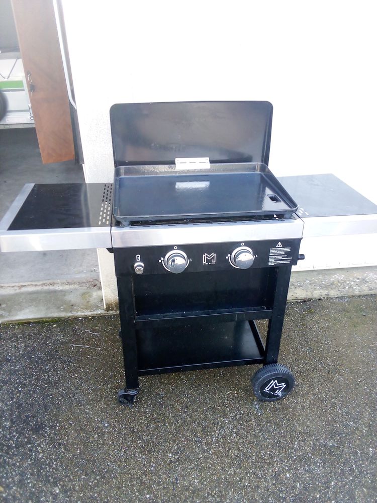 Barbecue grill et plancha 120 Saint-Germain-du-Corb�is (61)