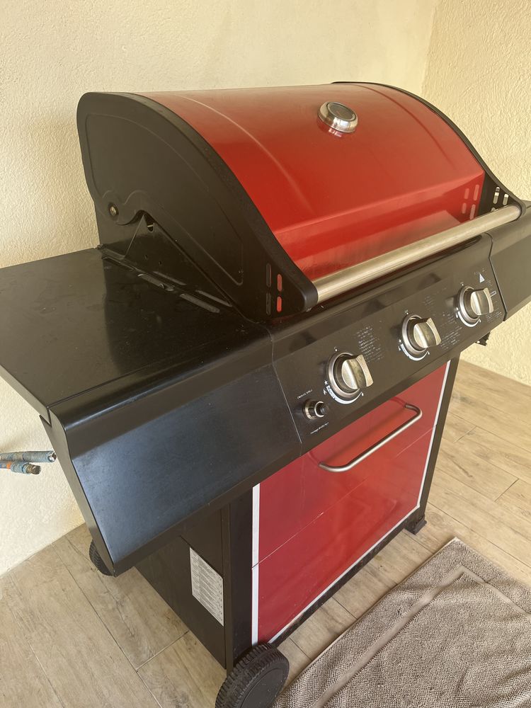 Barbecue � gaz grille et plancha en fonte 100 Salernes (83)