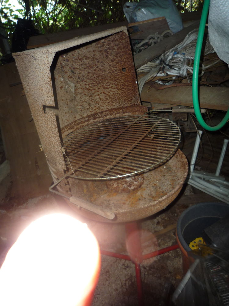 BARBECUE SUR PIED 15 Aubagne (13)