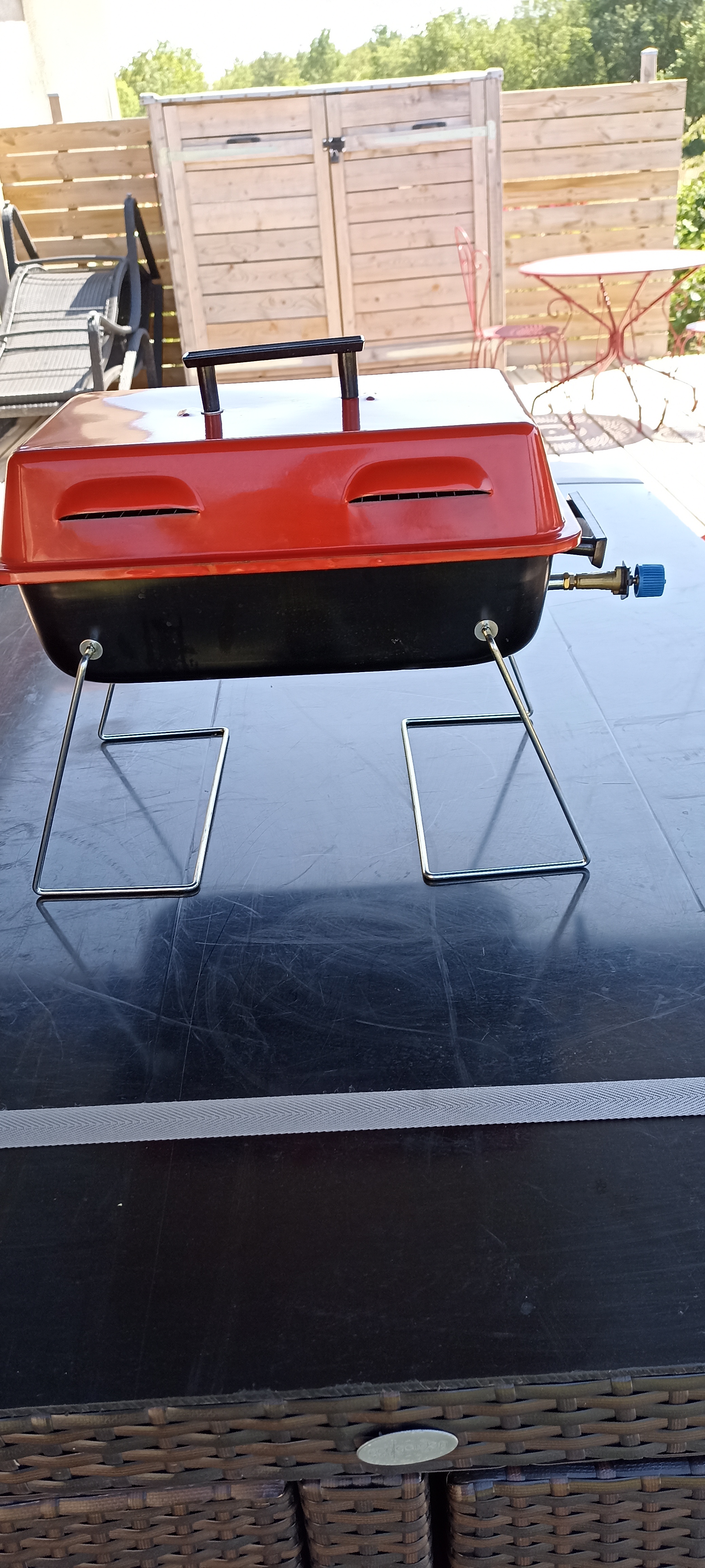 Barbecue pierre de lave 15 Saint-Julien-de-Concelles (44)