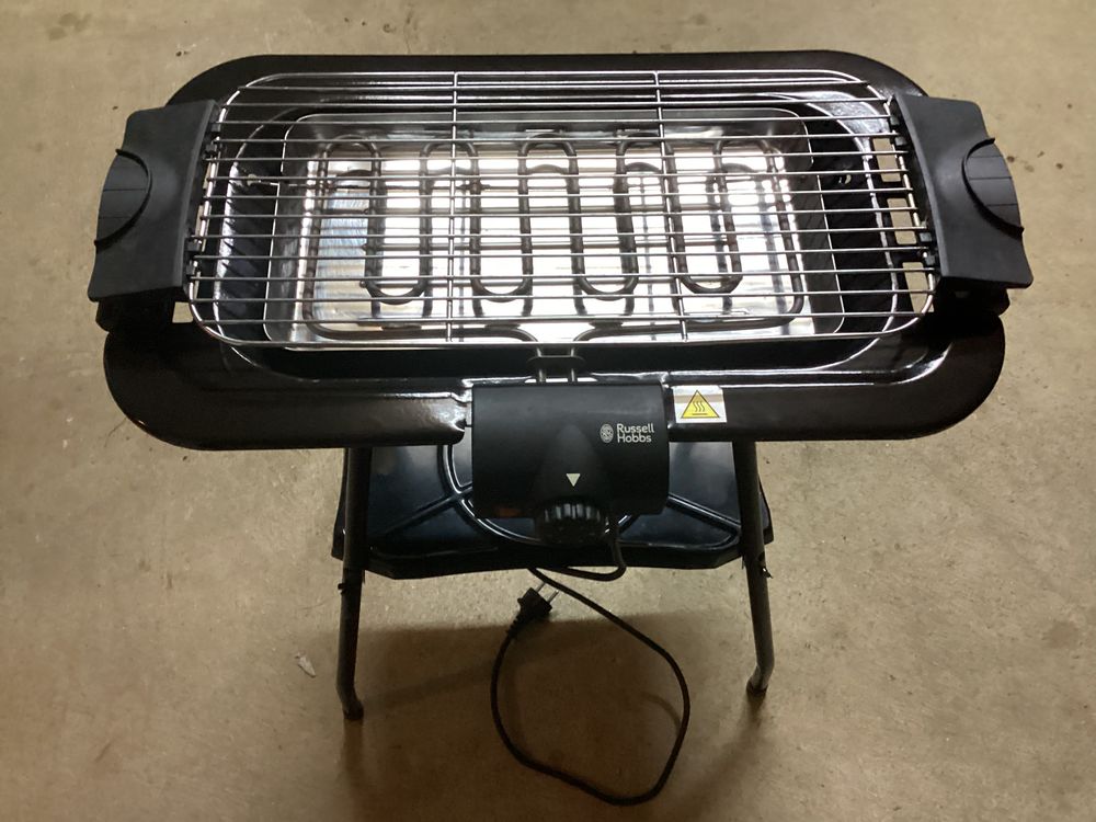 barbecue - plancha �lectrique RUSSEL HOBBS 20950-56. 80 Lanester (56)