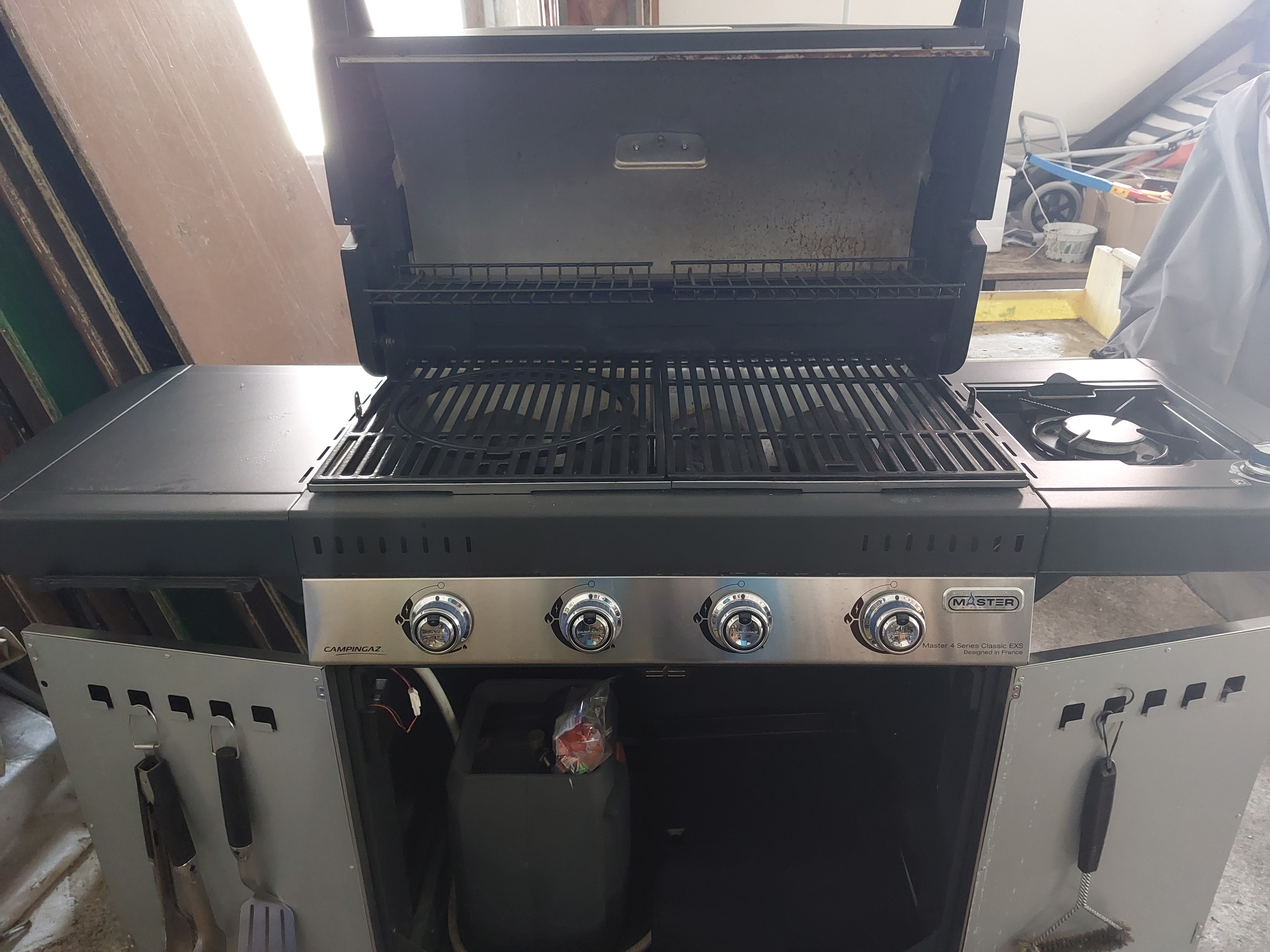 Barbecue gaz plancha grill 4 feux 500 Houssen (68)