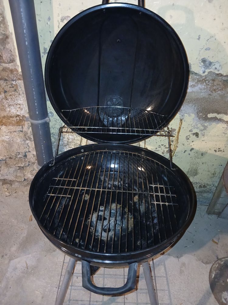 Barbecue utilis� cette �t� 50 Anse (69)