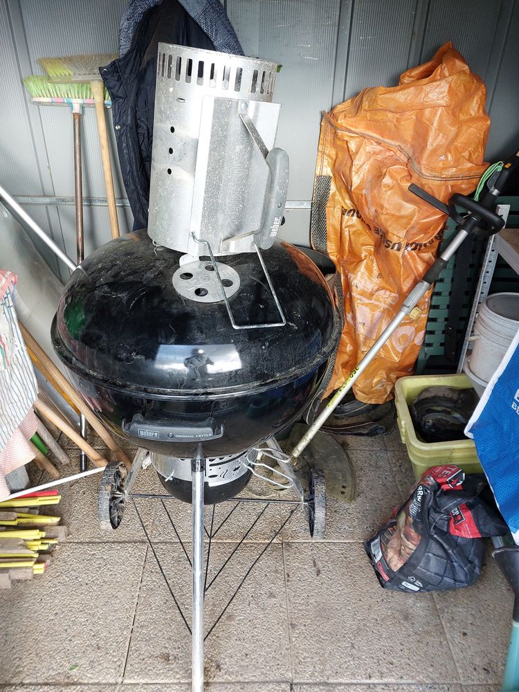 Barbecue weber 150 Chalon-sur-Sa�ne (71)