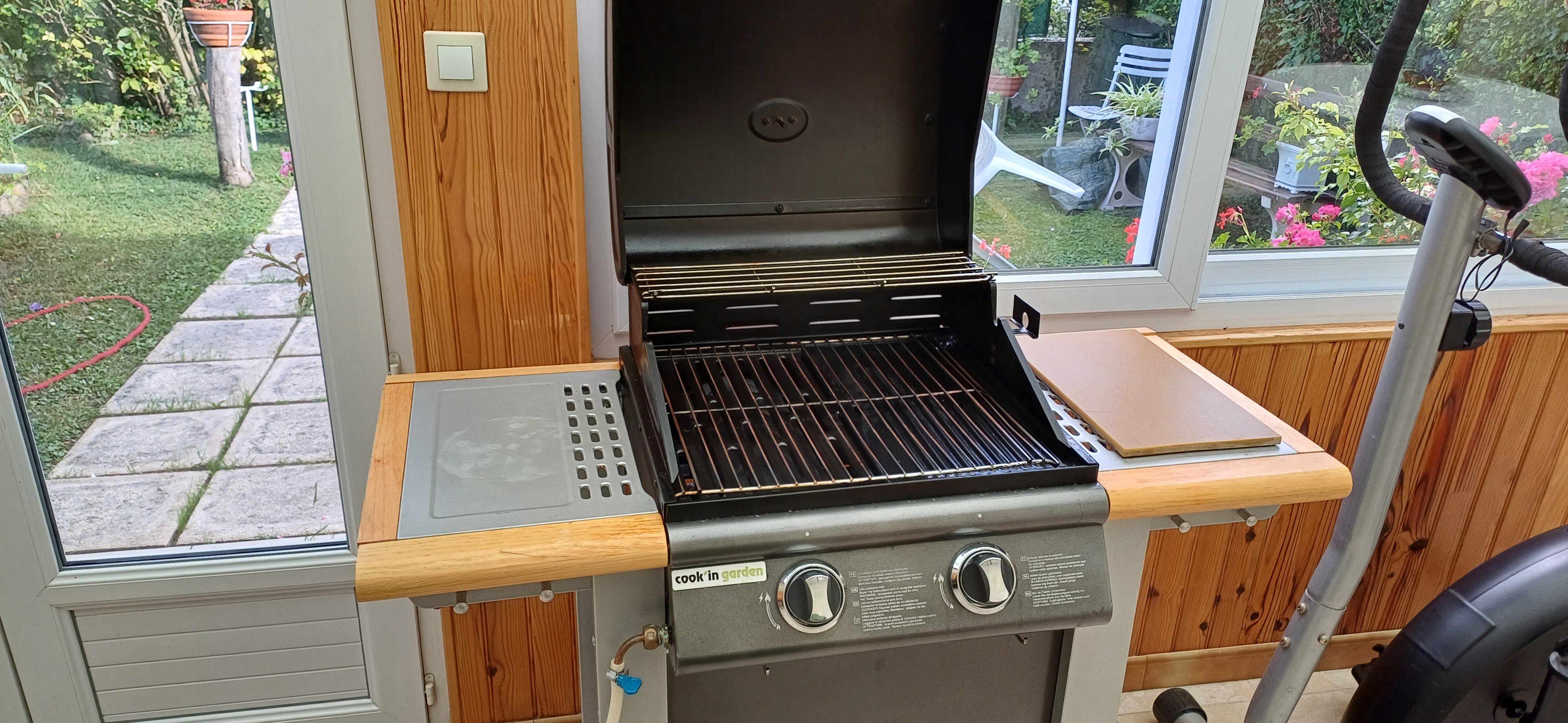 barbecue gaz 170 Guignicourt (02)