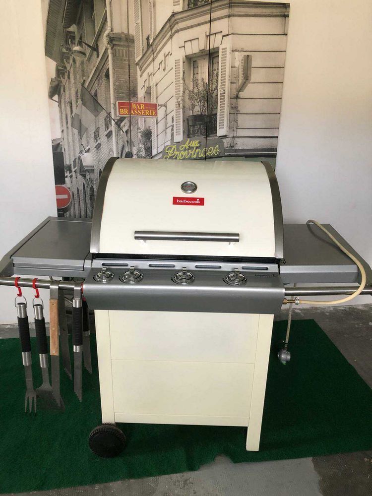 Barbecue 180 Castelsarrasin (82)