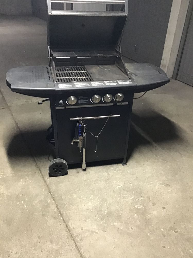Barbecue � gaz 100 Blagnac (31)