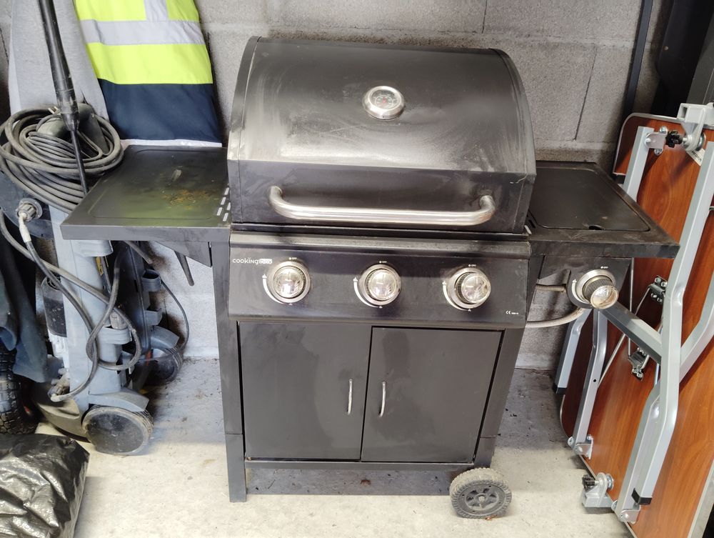 Barbecue 100 Chavanoz (38)