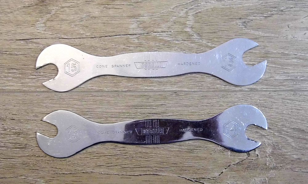 LOT DE 2 cle BARELLI cone spanner barelli outillage clefs pedalier velo bicyclette 20 Dunkerque (59)