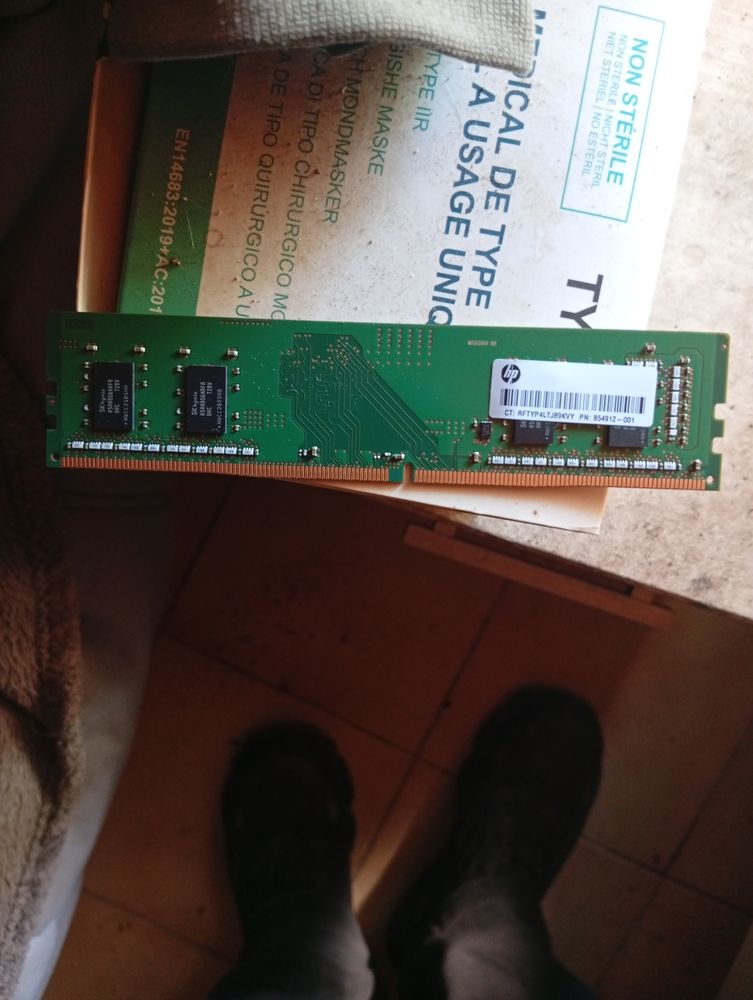 Barette de 4 gigas de ram en ddr4 fr�quence 2400 mhz 10 Paraza (11)