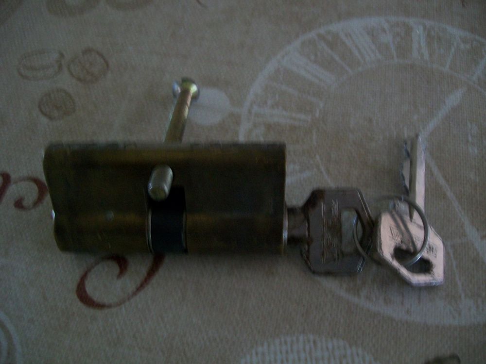 barillet Tesa 60 mm 2 cl�s 5 Chadurie (16)