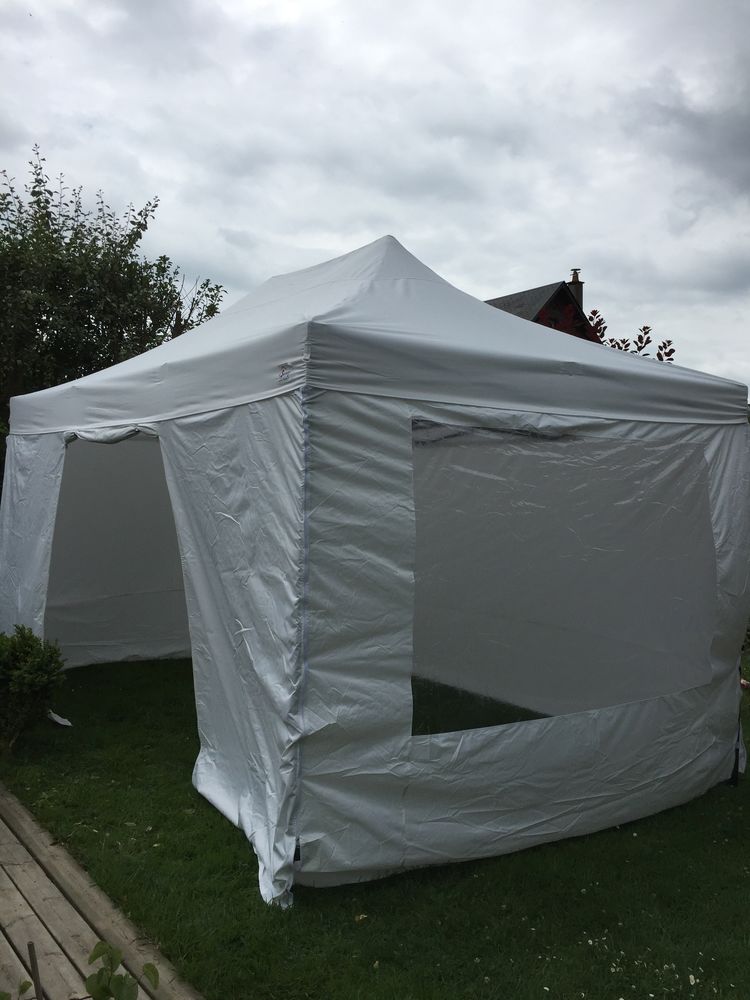 BARNUM 3x4,5 m pliant avec 4 cot�s 65 Le Mesnil-Esnard (76)