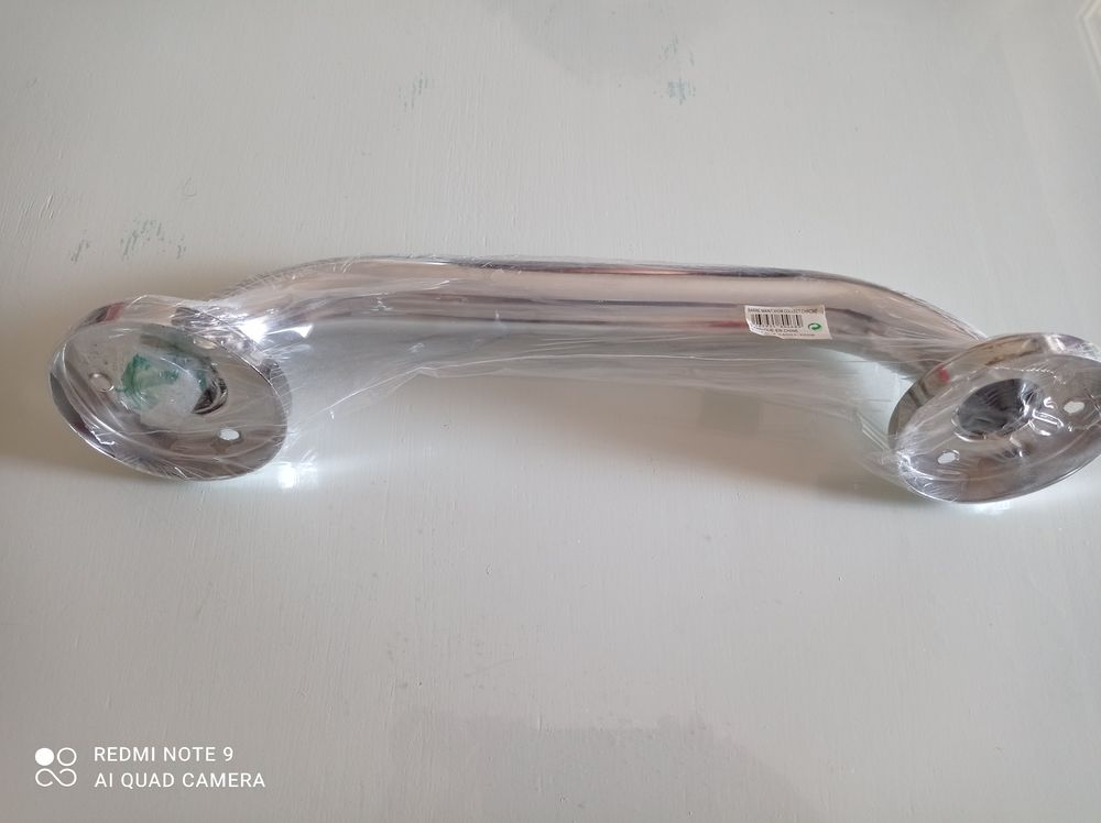 Barre d'appui de s�curit�, 30 cm 0 Massy (91)