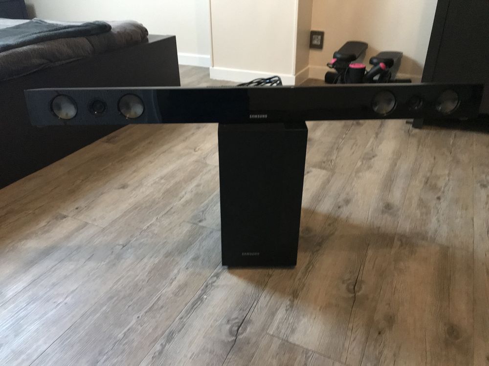 barre de son  caisson sans fil 80 Montfermeil (93)