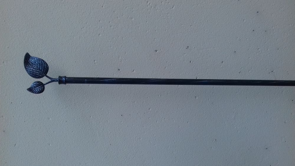 barre a rideau long2.50 m    diametre 20mm 6 Marignane (13)