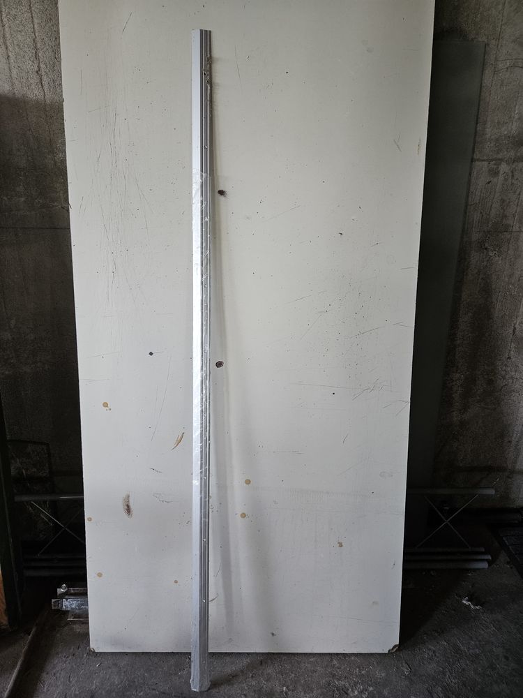 Barre de seuil en alu sous emballage 0 Villars (42)