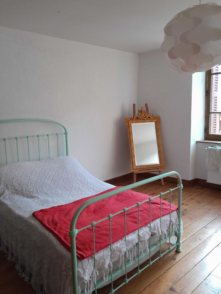 Lit �  barreaux m�tallique vert 50 G�nos (31)