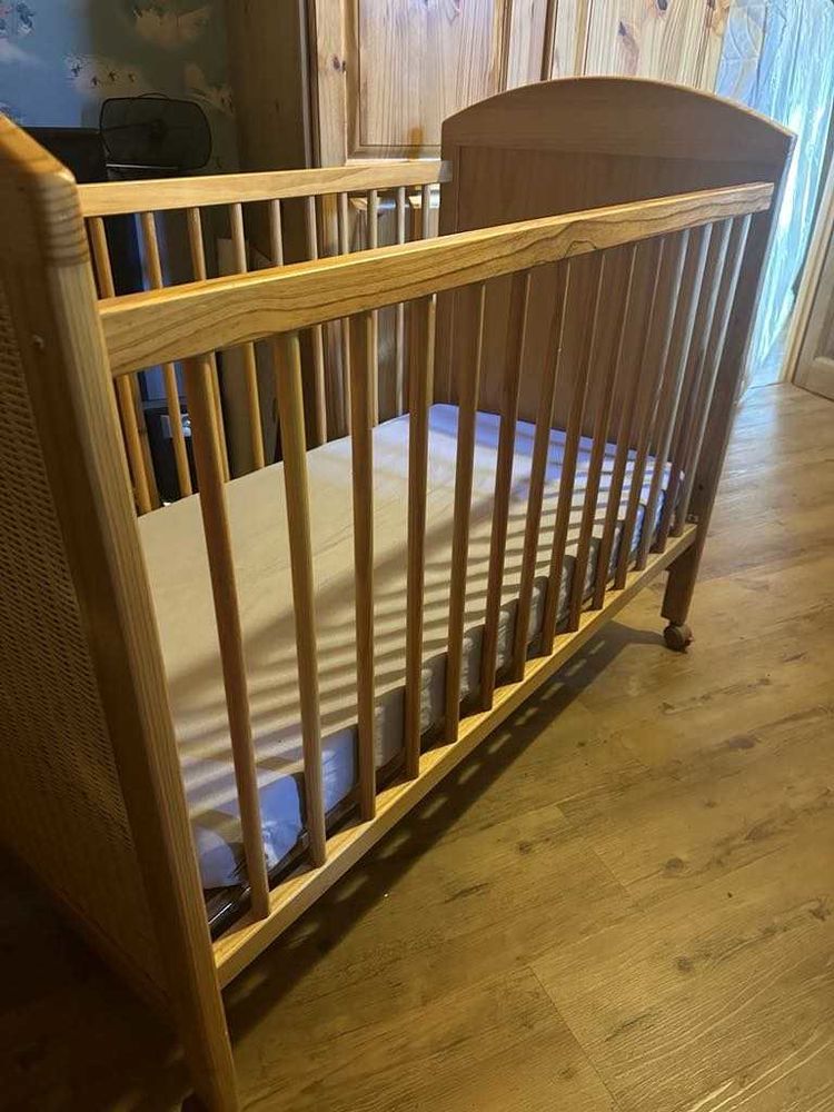 Lit �  barreaux pour jeunes enfants 30 Aigueblanche (73)