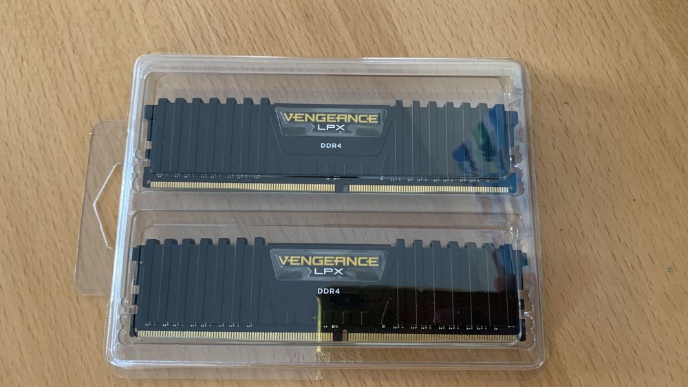 Barrette de Ram PC 16GB (2x8) 3000 GHZ
40 Lyon 8 (69)