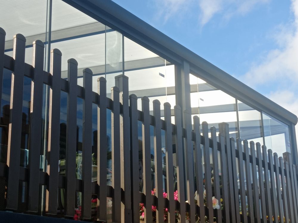 Barri�re ou garde corps en composite 11 m�tres lin�aires
200 Tressange (57)