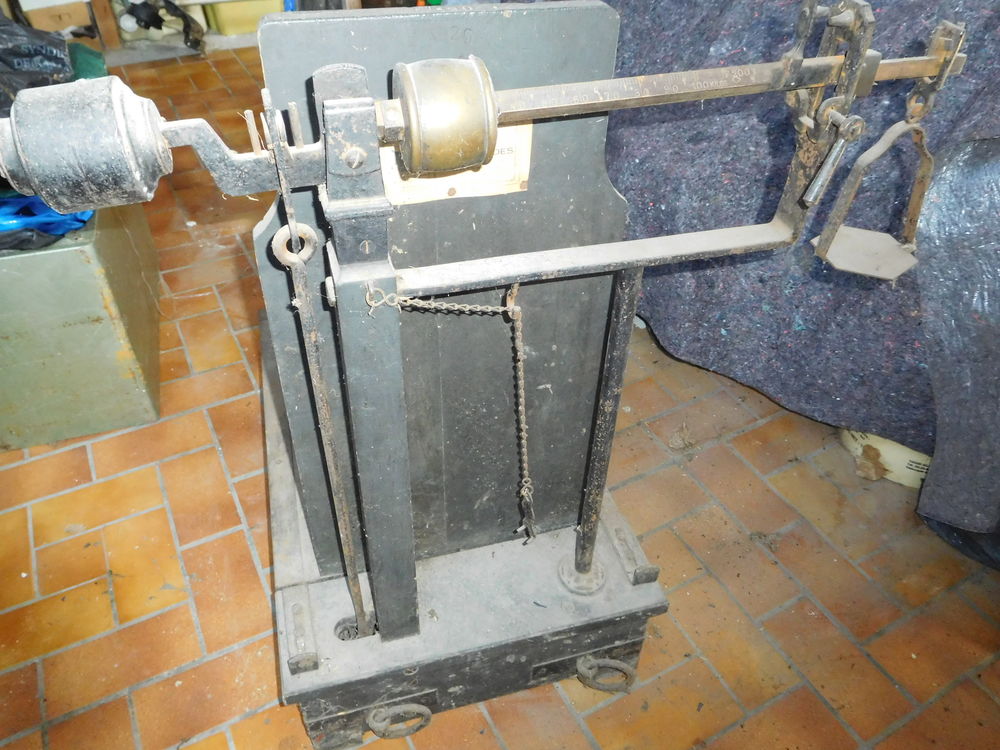 Bascule de pesage 60 Brive-la-Gaillarde (19)