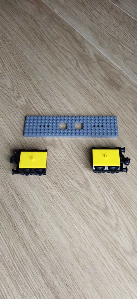 base plate + 2 bogies LEGO 16 Paris 15 (75)