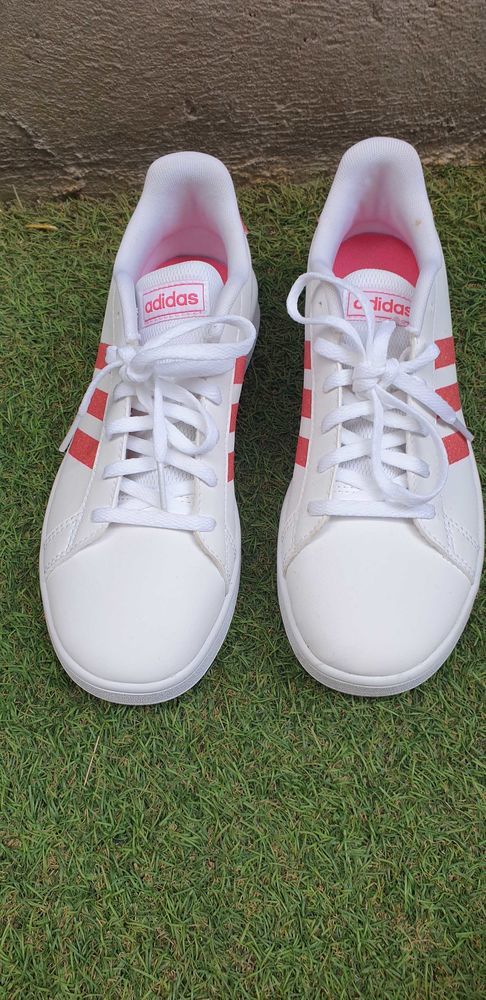 Basket adidas 25 Perpignan (66)