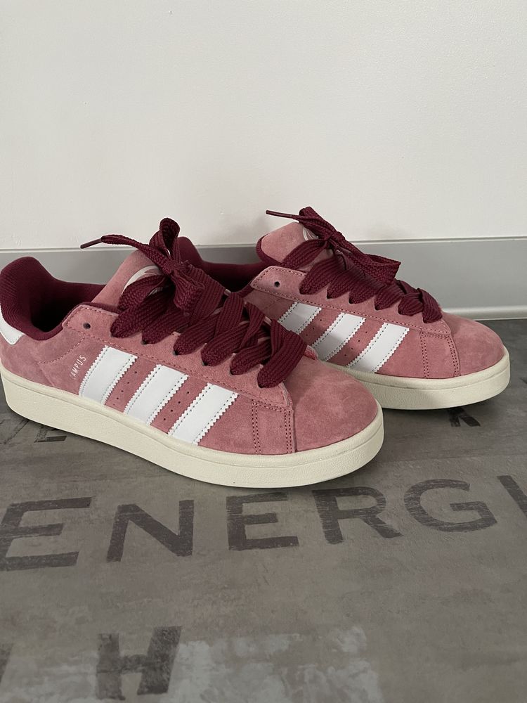 basket Campus rose et blanche taille 39 1/2 50 Pont-de-l'Is�re (26)