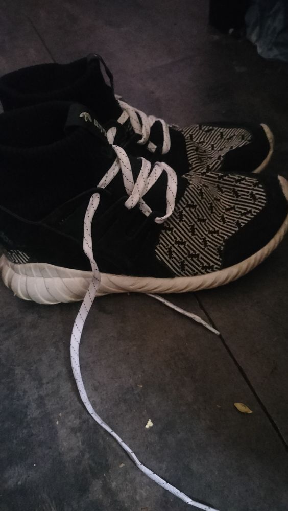 Basket cuir montant adidas pointure 42 tr�s bon �tat 18 Cachan (94)