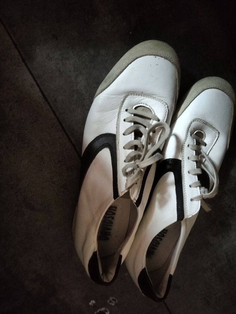 Basket Davidson cuir blanc pointure 43 excellent �tat 19 Cachan (94)