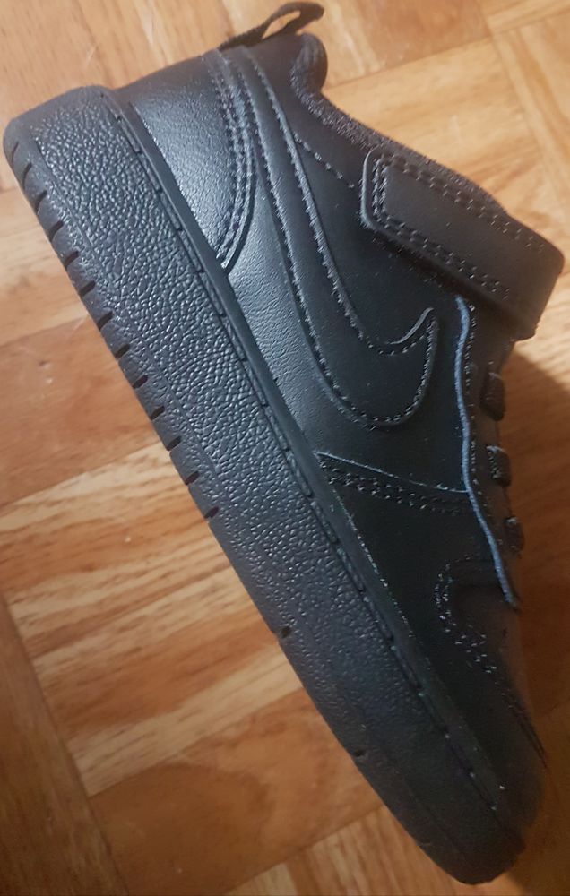 basket enfant neuves nike 20 Amilly (45)