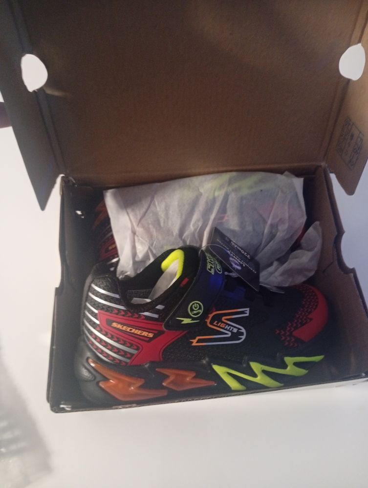 Basket enfant taille 28 30 Mulhouse (68)