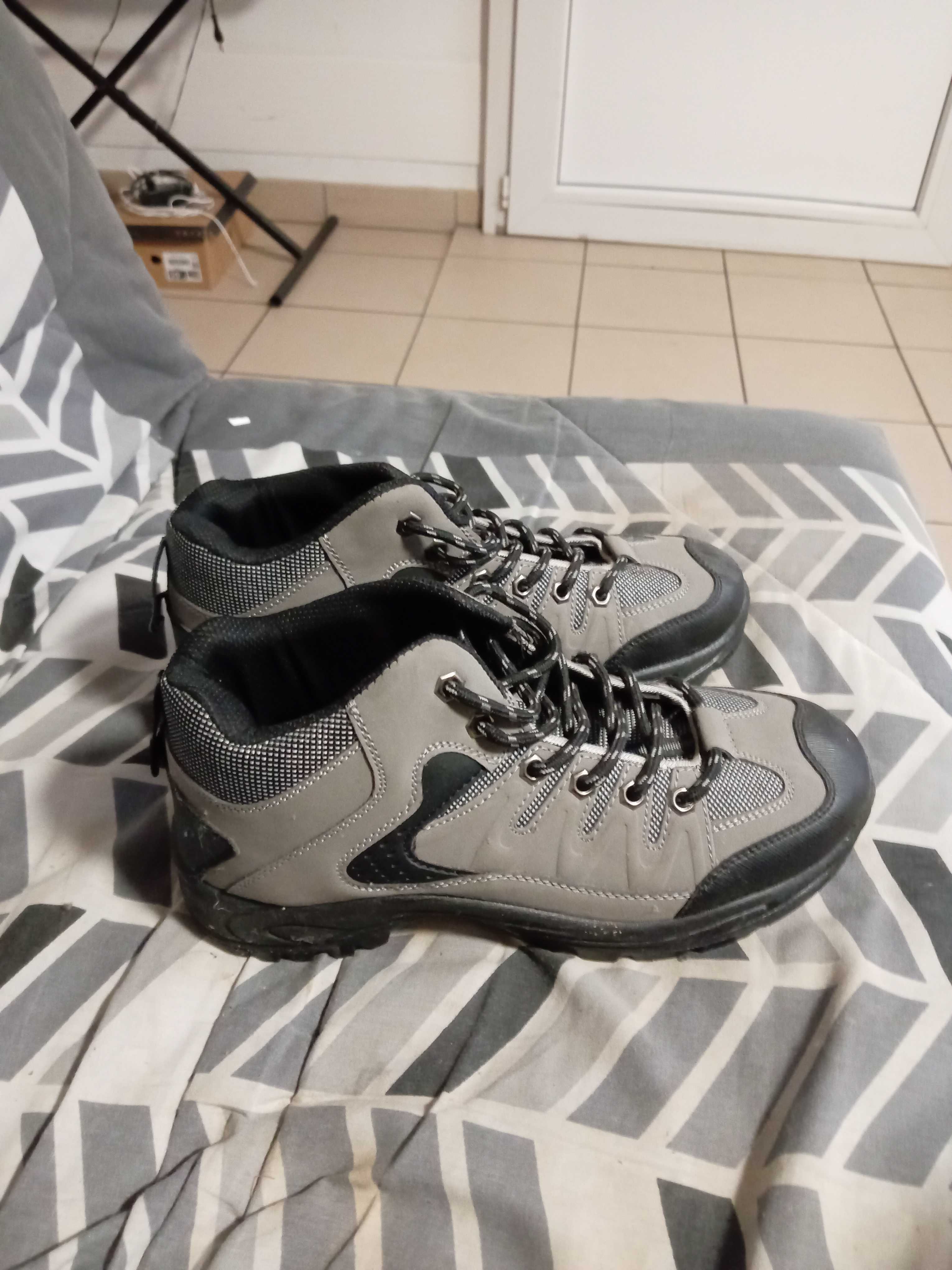 basket homme taille 44 20 Ch�tillon-sur-Thouet (79)