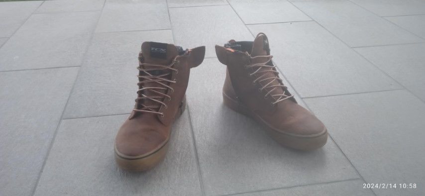 Basket moto Dartwood pointure 45 - Homologation CE 85 Moulins (03)