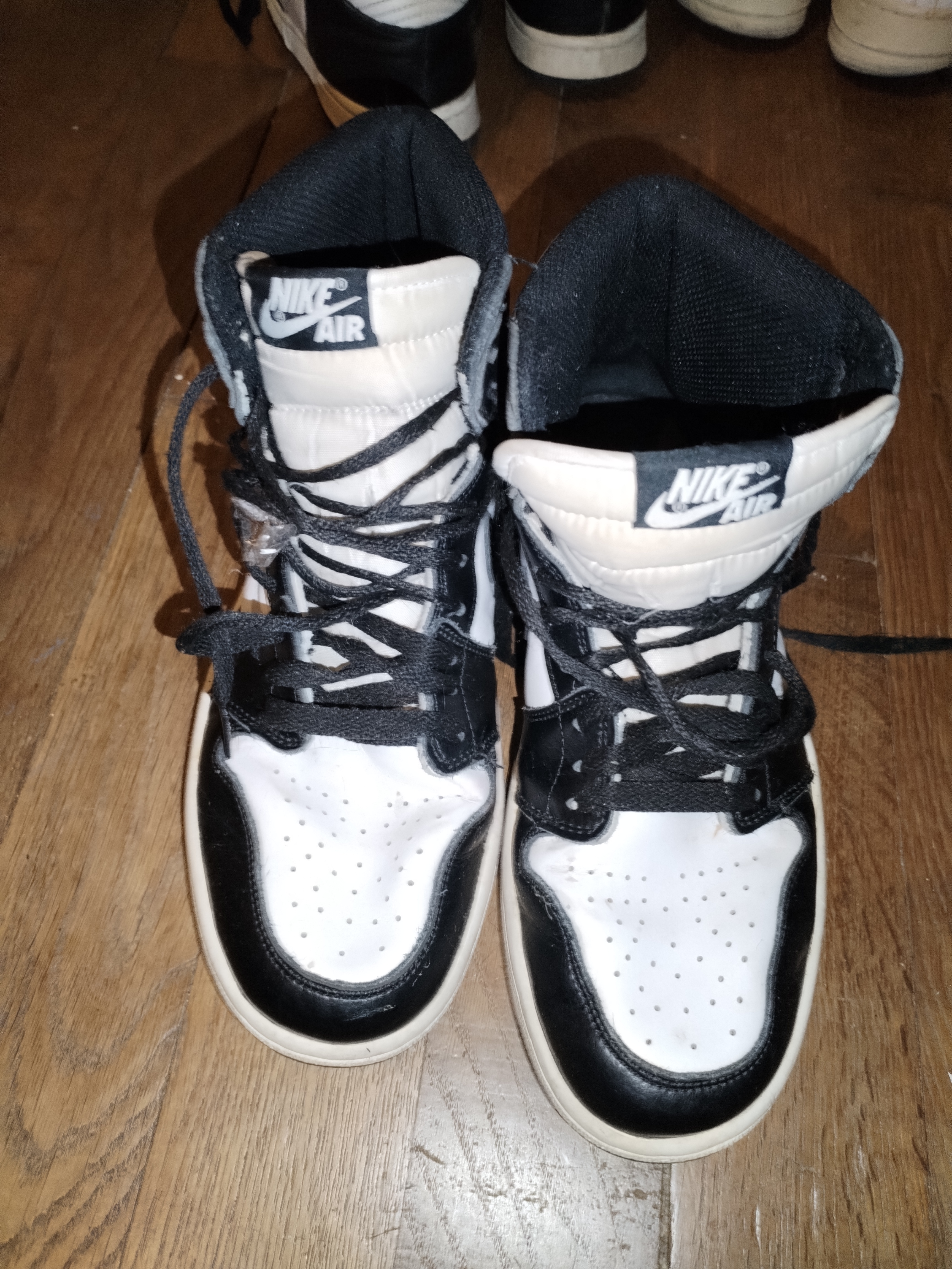 Basket NIKE AIR JORDAN 1 MID (taille 40) 20 Brillon-en-Barrois (55)
