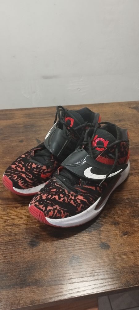 Basket rouge et noire Kevin Durant XIV Nike 40 Florensac (34)