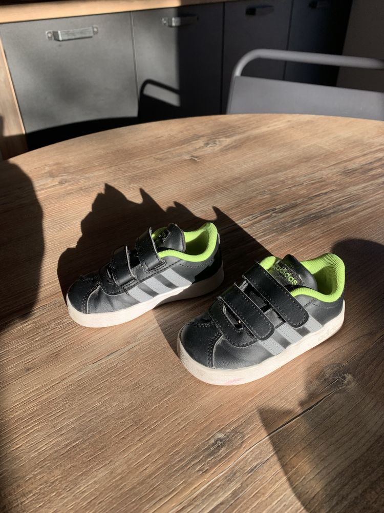 Basket � scratch enfant   Adidas 6 Saleilles (66)