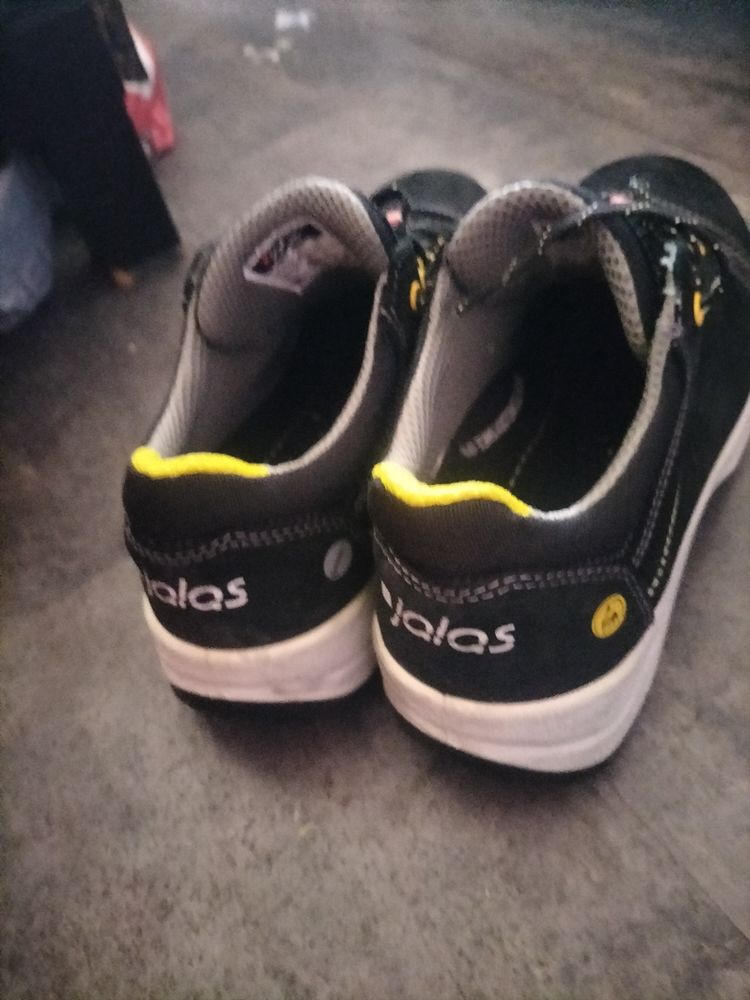 Basket s�curit� jalas cuir pointure 41 neuf 38 Cachan (94)