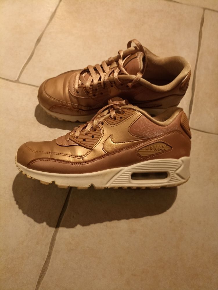 Basket air max taille 36,5 60 Saint-Cyr-sur-Mer (83)