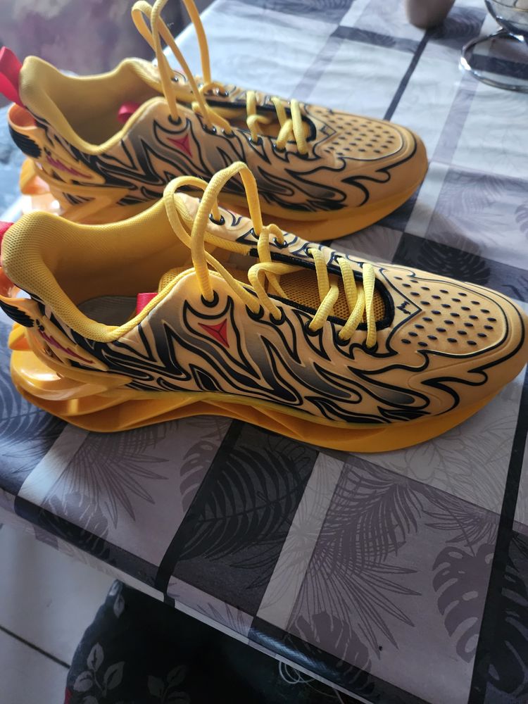 basket taille 46 10 Bruay-la-Buissi�re (62)