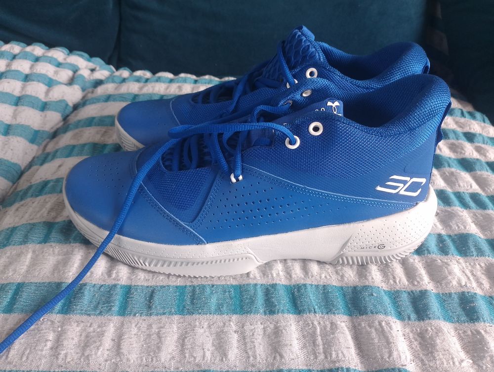 Basket under armour neuve 60 Arnouville-l�s-Gonesse (95)